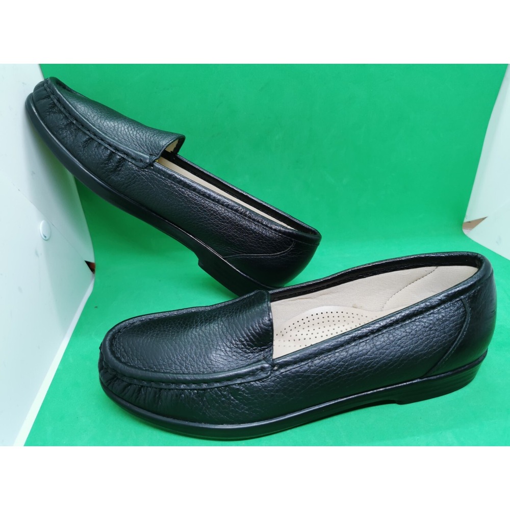 SAS Women's Simplify Slip-on Loafers Black Leather Size 7 N Tripad Comfort